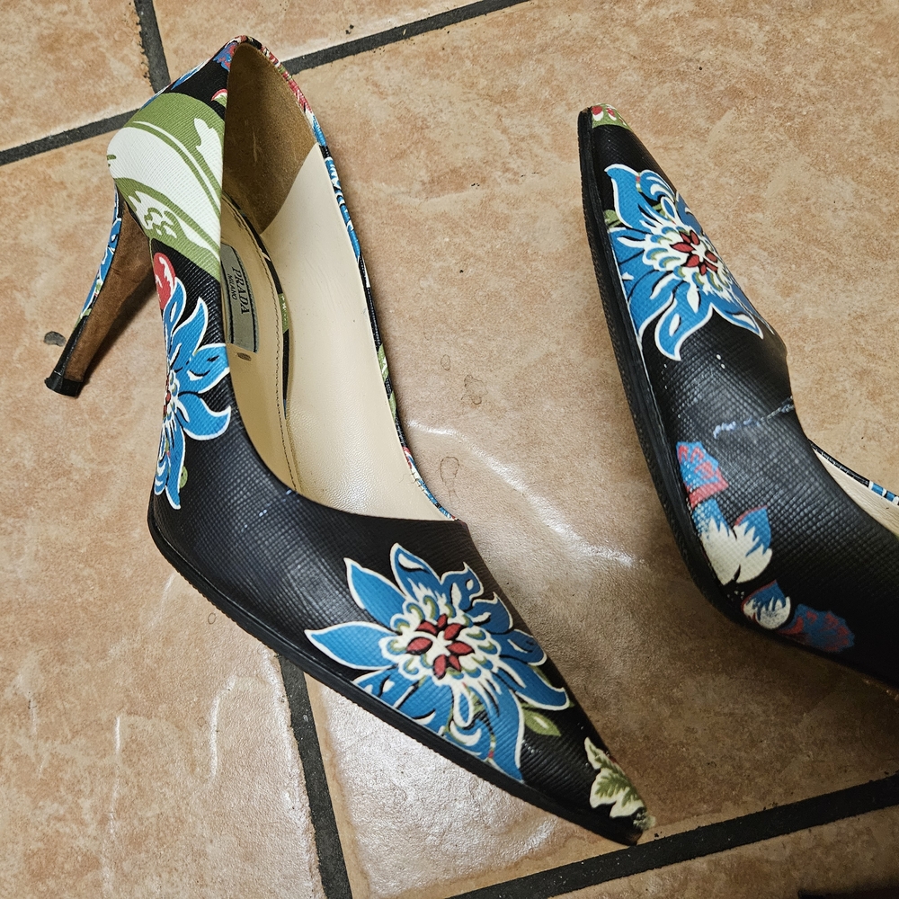 Prada Navy Floral Platform Heels Size 37 Or Size 6.5 - Picture 6 of 6